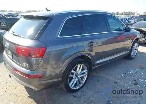 2018 Audi Q7 3.0T Premium z USA, uszkodzony, nr VIN WA1VAAF79JD037601